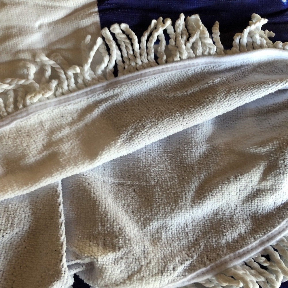 American Flag Round Beach Towel or Throw Fringed - Picture 5 of 5